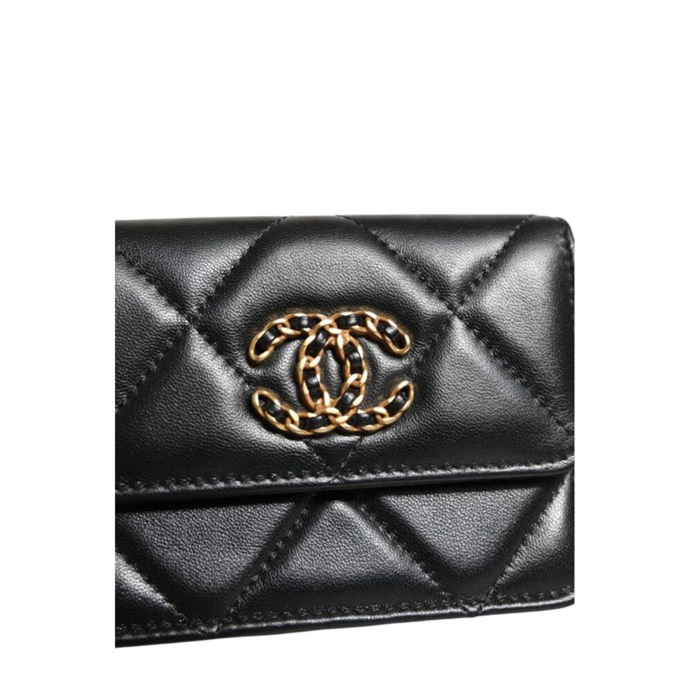 Chanel Chanel 19 Flap Coin Purse Quilted Leather Black Women's Crossbody - Picture 2 of 6